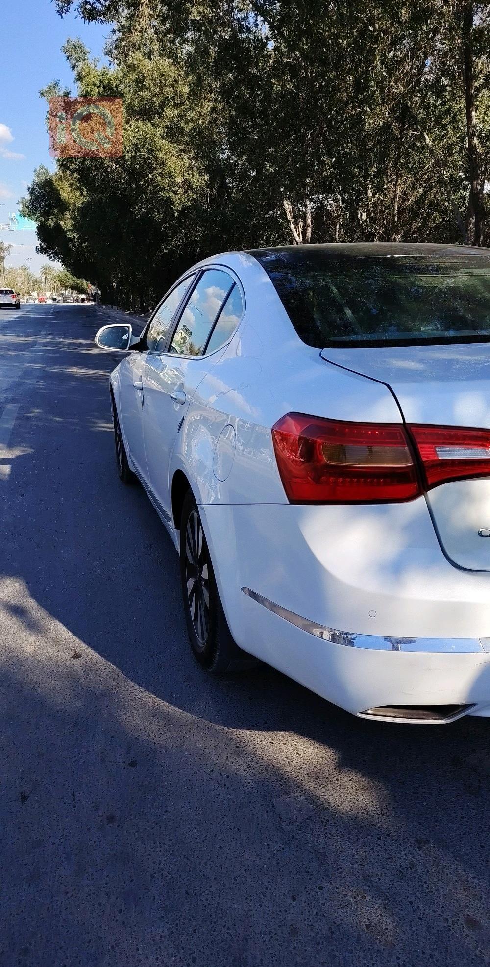 كيا كادينزا